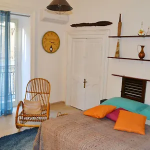 https://ballaro-santagata.palermohotels.org